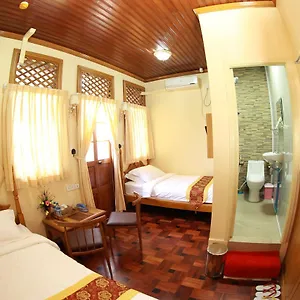 Inn Sule Sapphire, Yangon